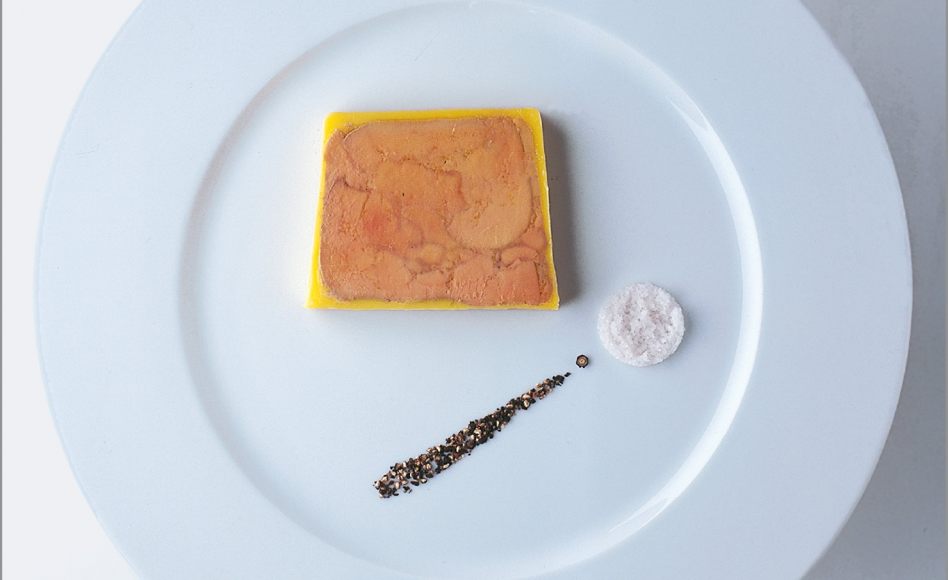Foie gras de canard des Landes cuit en terrine par Alain Ducasse