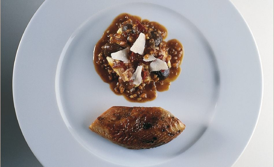 Poule faisane rôtie, polenta, sauce aux cèpes par Alain Ducasse