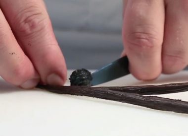 Fendre une gousse de vanille