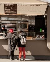 Choux d’enfer, le kiosque à choux by Michalak et Alain Ducasse