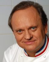 Robuchon est l’un des premiers chefs à avoir un nom de domaine en .rest