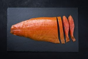 Le saumon fumé, les secrets d’un produit de qualité