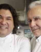 Gastón Acurio au Plaza Athénée : quand le Pérou s’invite dans les cuisines d’un palace parisien