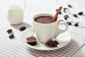 Chocolat chaud, gaufre et pâte à tartiner : 3 tendances gourmandes pour égayer l’hiver