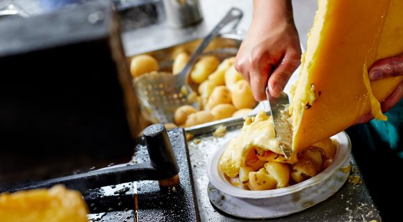 5 (bons) restos où manger une raclette, une fondue ou une tartiflette à Paris