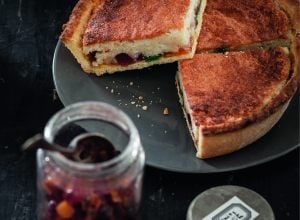 La tarte nougat de Tours de Dominique