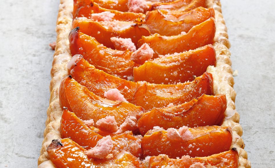 Recette de tarte aux abricots et rhubarbe par Alain Ducasse
