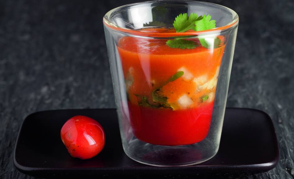 Soupe glacée a la tomate par Alain Ducasse