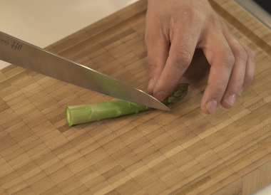 Tailler une tête d'asperge en biseau