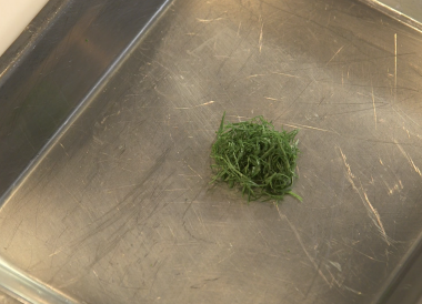 Technique pour ciseler du basilic