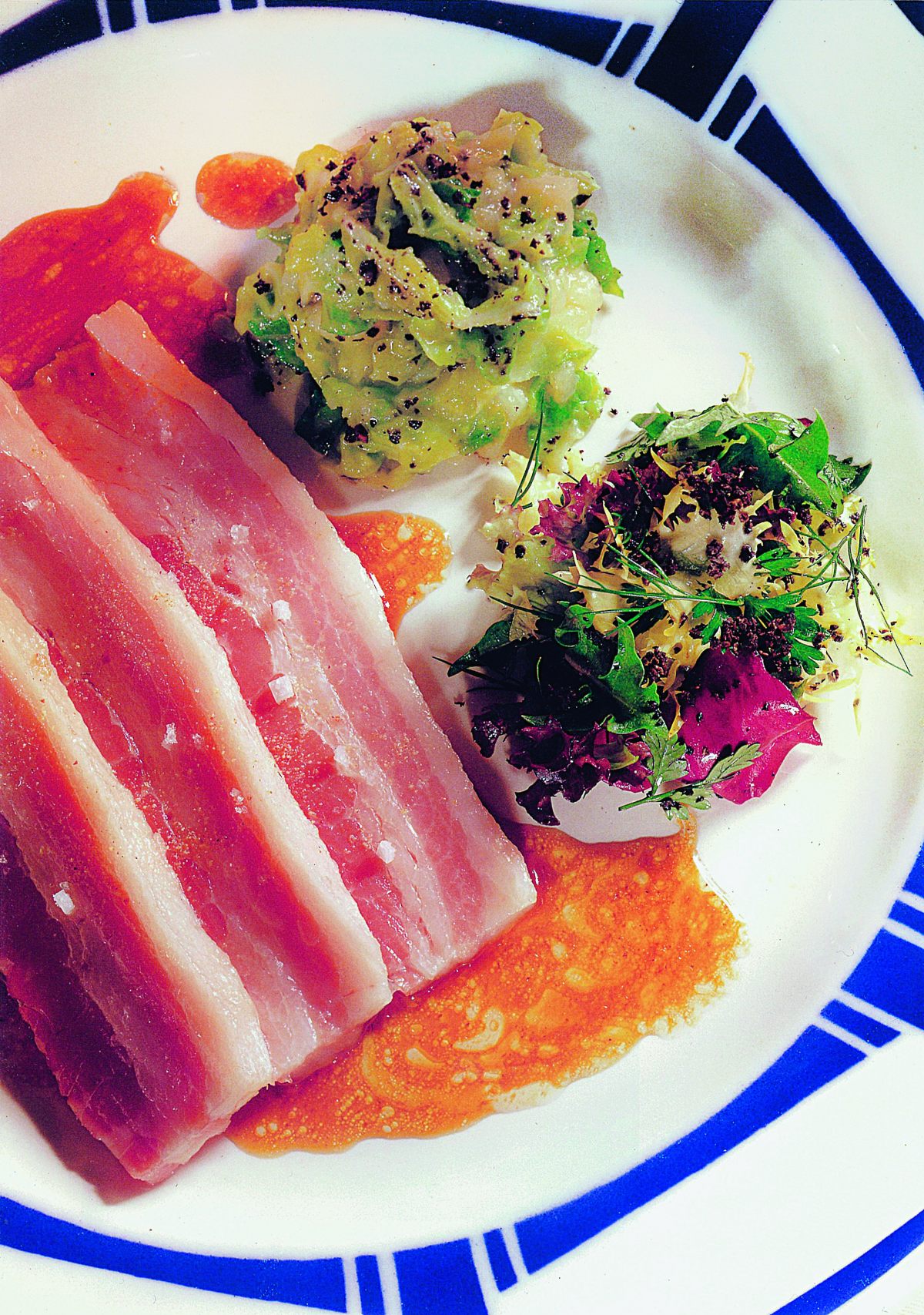 Lard en potaufeu « à l'embeurrée truffée » par Joël Robuchon