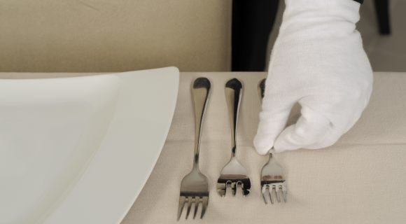 L’art de la table et du savoir-vivre à la française