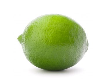 Peler à vif un citron vert
