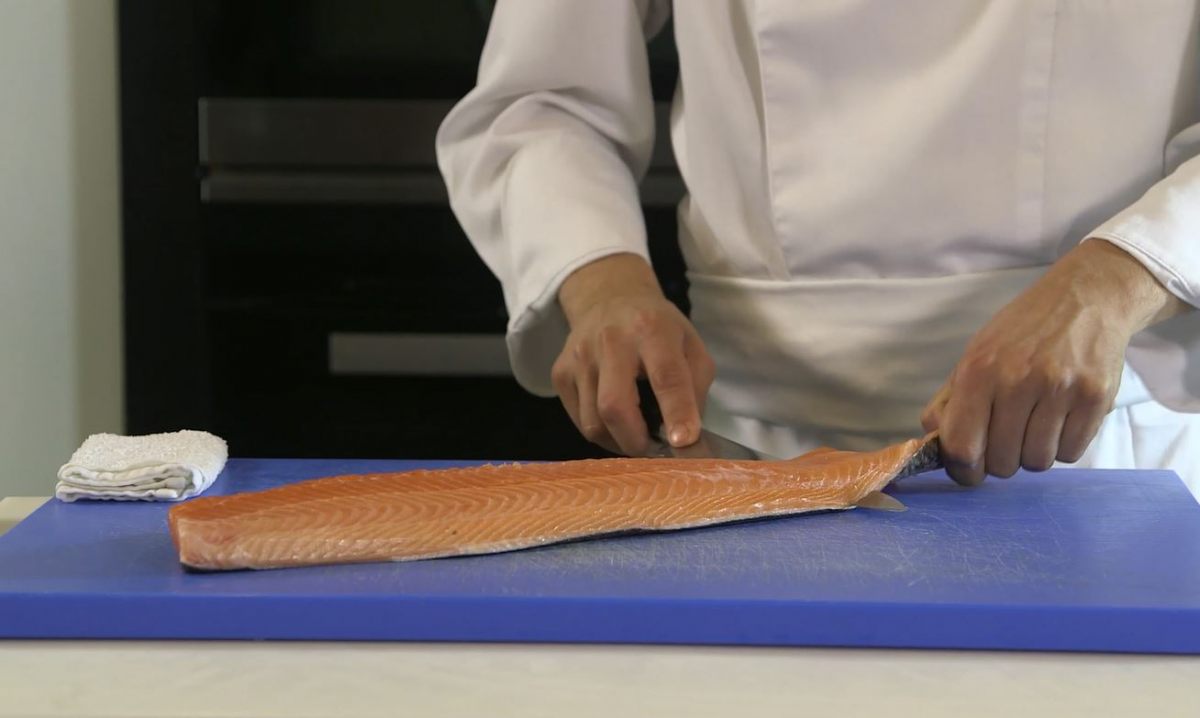 Technique pour lever et parer les filets d'un saumon Glossaire