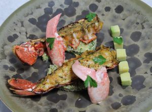 Recette de homard rosarito, quinoa au vert par Alain Ducasse