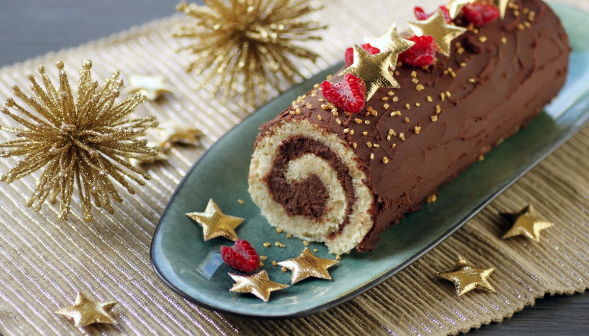 Bûche de Noël chocolat/praliné - Notre recette avec photos - Meilleur du  Chef