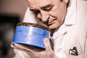 Rencontre avec Bruno Higos, master en caviar chez Kaviari