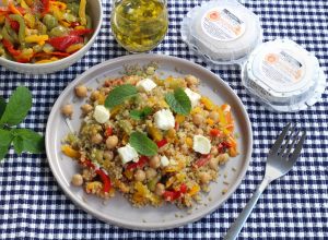 Recette de salade de quinoa aux poivrons et picodon