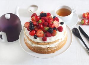 Naked cake aux fruits rouges