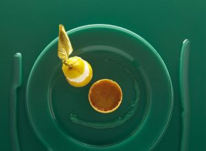 Citron du mentonnais confit, sorbet au citron et au basilic par Alain Ducasse