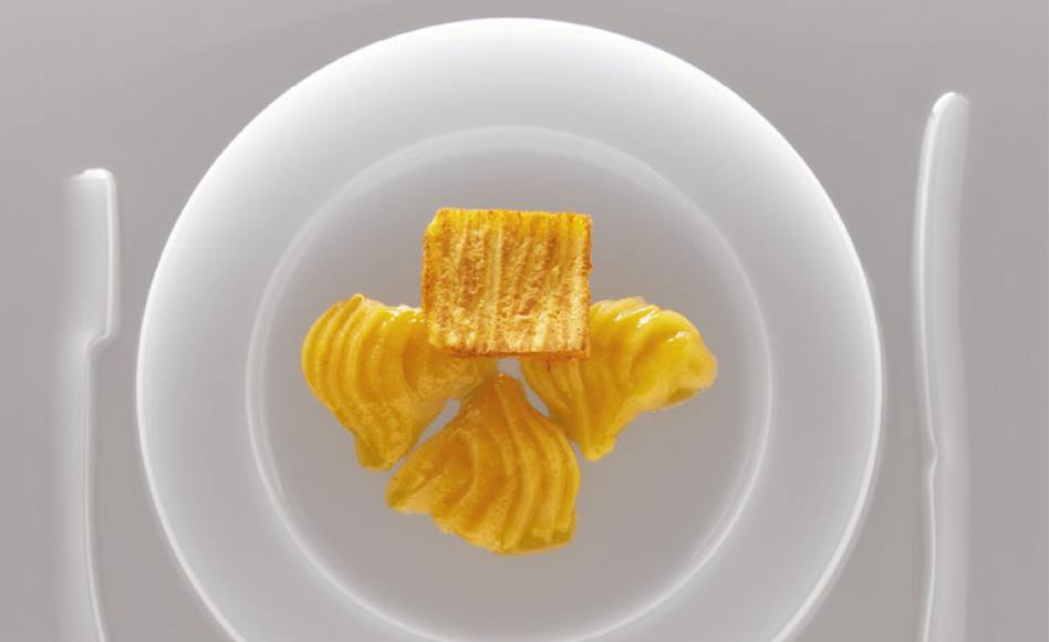 Poires au miel et aux épices, biscuit à la semoule par Alain Ducasse
