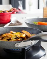 Une batterie de cuisine résistante au temps pour petits plats sains et gourmands