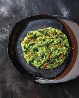 Ce produit de printemps dont on raffole : les asperges sortent (enfin) de terre