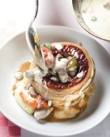 Quelle différence entre le vol-au-vent et la bouchée à la reine ?