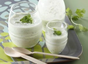 Soupe concombre yaourt & coriandre