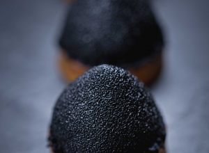Recette de tartelettes citron noir timut par Cédric Grolet