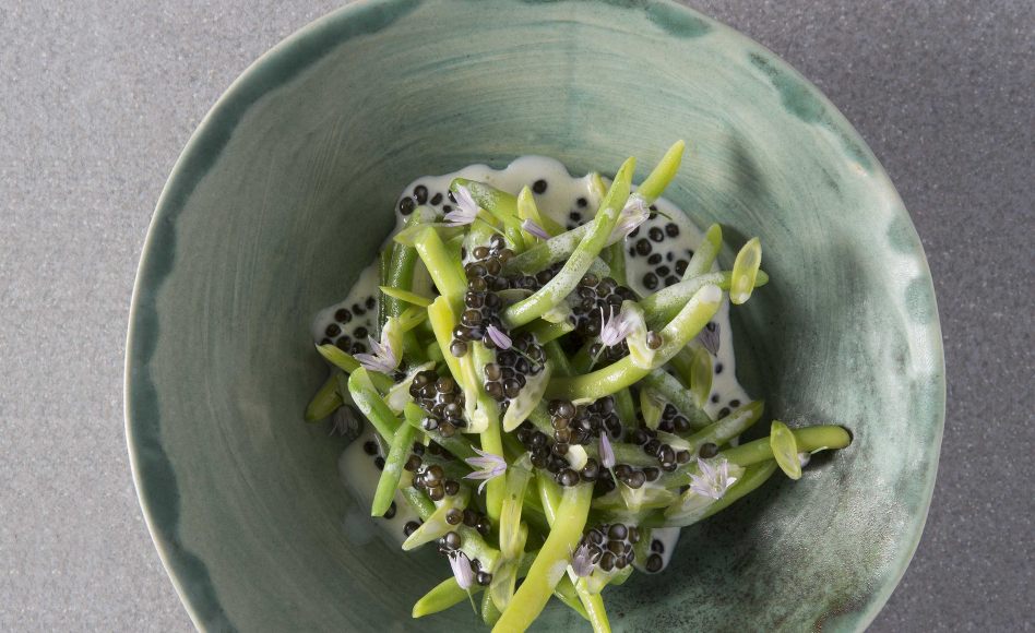 Haricots verts caviar osciètre fleurs de ciboulette