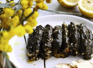 Recette de mehchi sėlek : farci de blettes confites à l’huile d’olive par Liza et Ziad Asseily