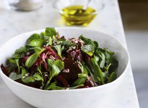 Salatit chmandar, halyoun : salade de betteraves et asperges