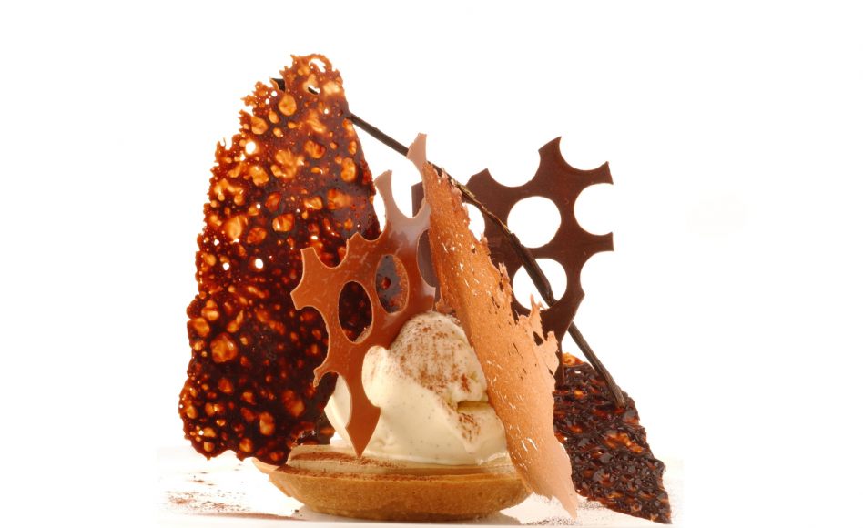 Tarte au chocolat, vanille-café par Alain Ducasse