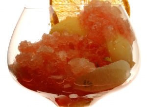 Coupe glacée aux parfums d’agrumes et de ruby red confit par Alain Ducasse