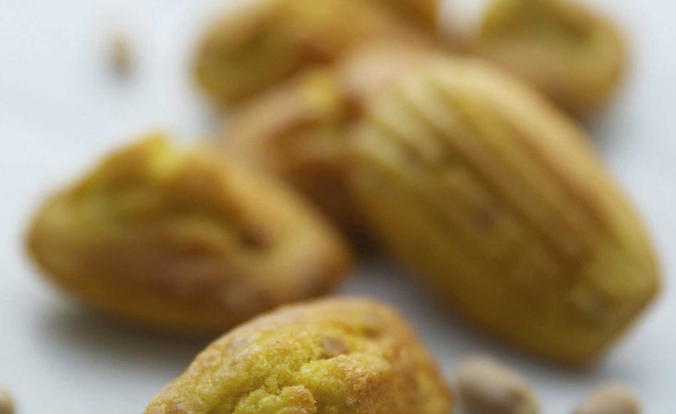 Recette de madeleines ricotta, cacahuète, safran par Christophe Michalak