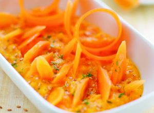 Purée carotte, gingembre, sésame pour bébé par Alain Ducasse