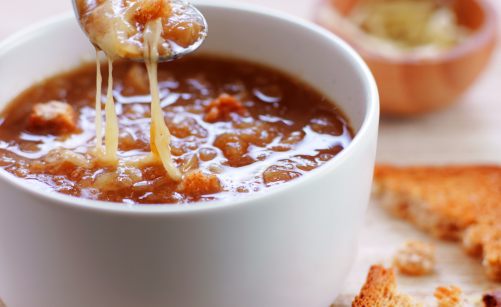 Soupe Oignon Biscotte Emmental Pour Bebe Par Alain Ducasse