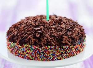 Premier gâteau d’anniversaire pour bébé par Alain Ducasse
