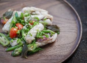 Mụ’c xào : calamars sautés