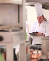 Au fait, c'est quoi un MOF ?