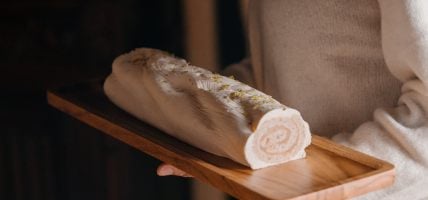 Bûche poire, amandes et miel