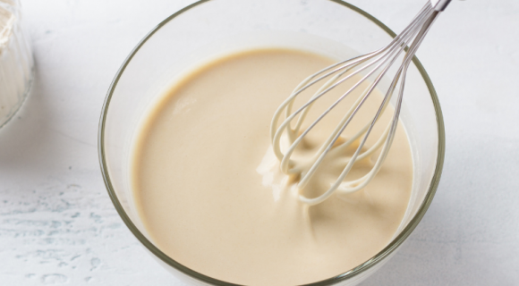 Pourquoi faut-il absolument laisser reposer la pâte à crêpes ?