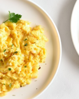 Réalisez des œufs brouillés comme dans un palace avec Thierry Marx