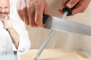 Voici trois types de couteaux à avoir absolument dans sa cuisine selon Philippe Etchebest