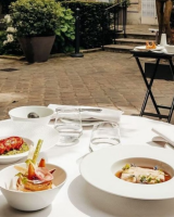 Cet ancien finaliste de Top Chef prend la tête d’un célèbre restaurant étoilé parisien