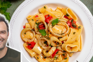 Voici une recette de pâtes à tomber : les calamaretti façon Cyril Lignac !