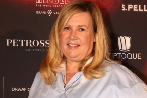 “Quand tu es dans la panade pour cuisiner vite” : Hélène Darroze dévoile une manière rapide et savoureuse de préparer un délicieux plat avec les fonds de paquets de pâtes du placard