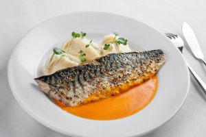 “C’est facile et elle peut se garder” : connaissez-vous la sauce express de Pierre Gagnaire ? Une recette aussi simple que bonne