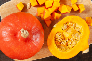 Sublimer le potiron grâce à la croûte de sel, le secret d’Alain Passard !